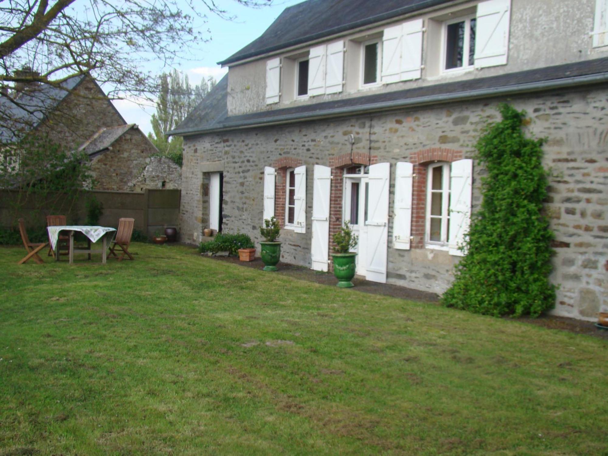 Entre Mont St Michel Et Merveille Vains Exterior foto